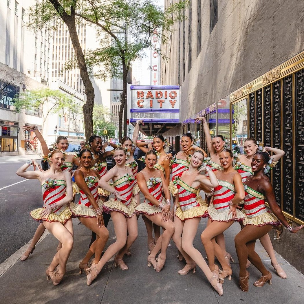 Christmas Spectacular Starring the Radio City Rockettes 4