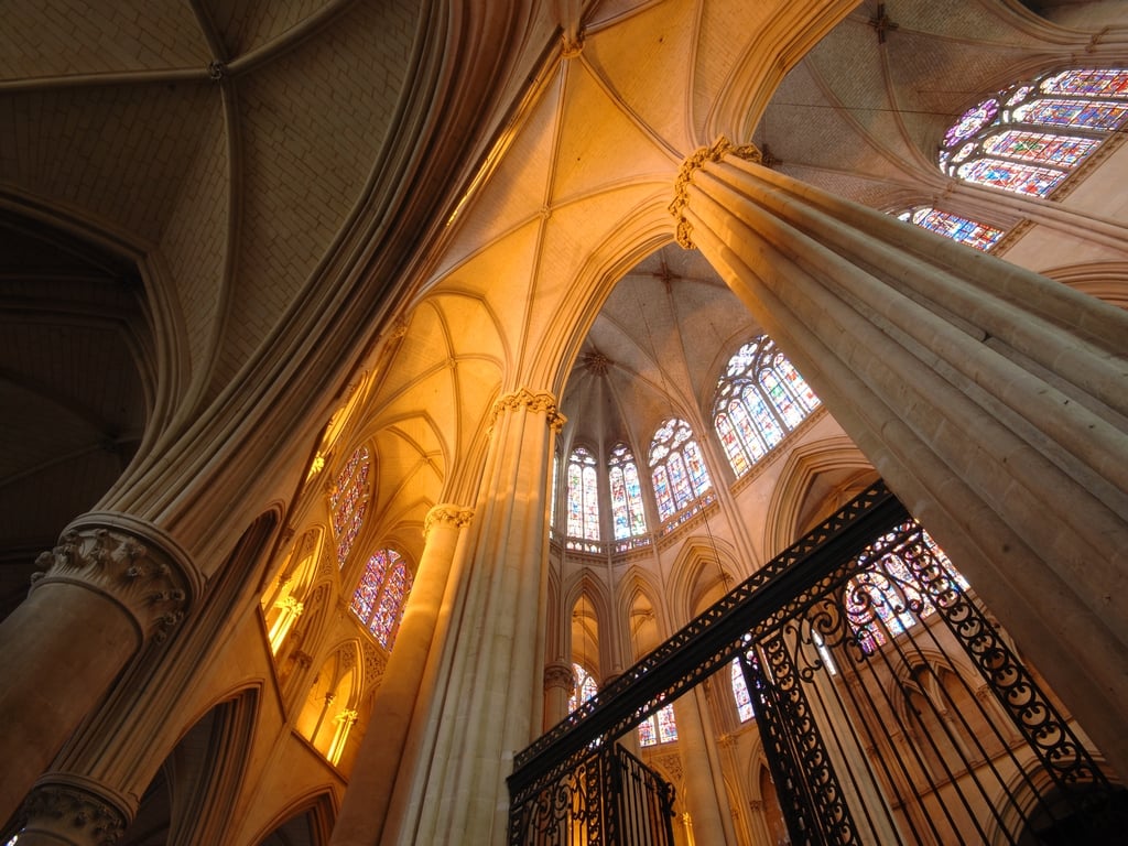 Cathedral of Saint Julian of Le Mans 3