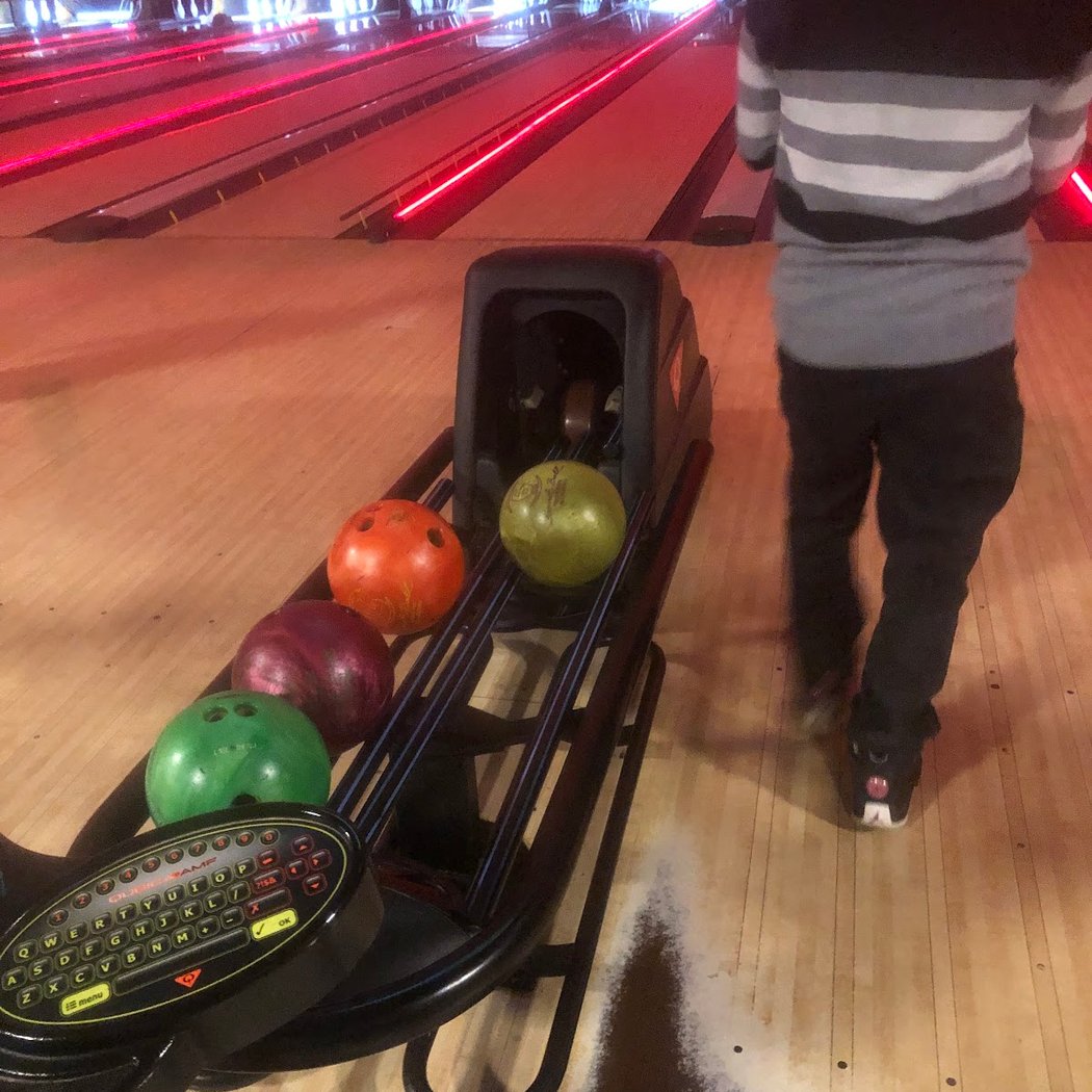 Gil Hodges Lanes 3