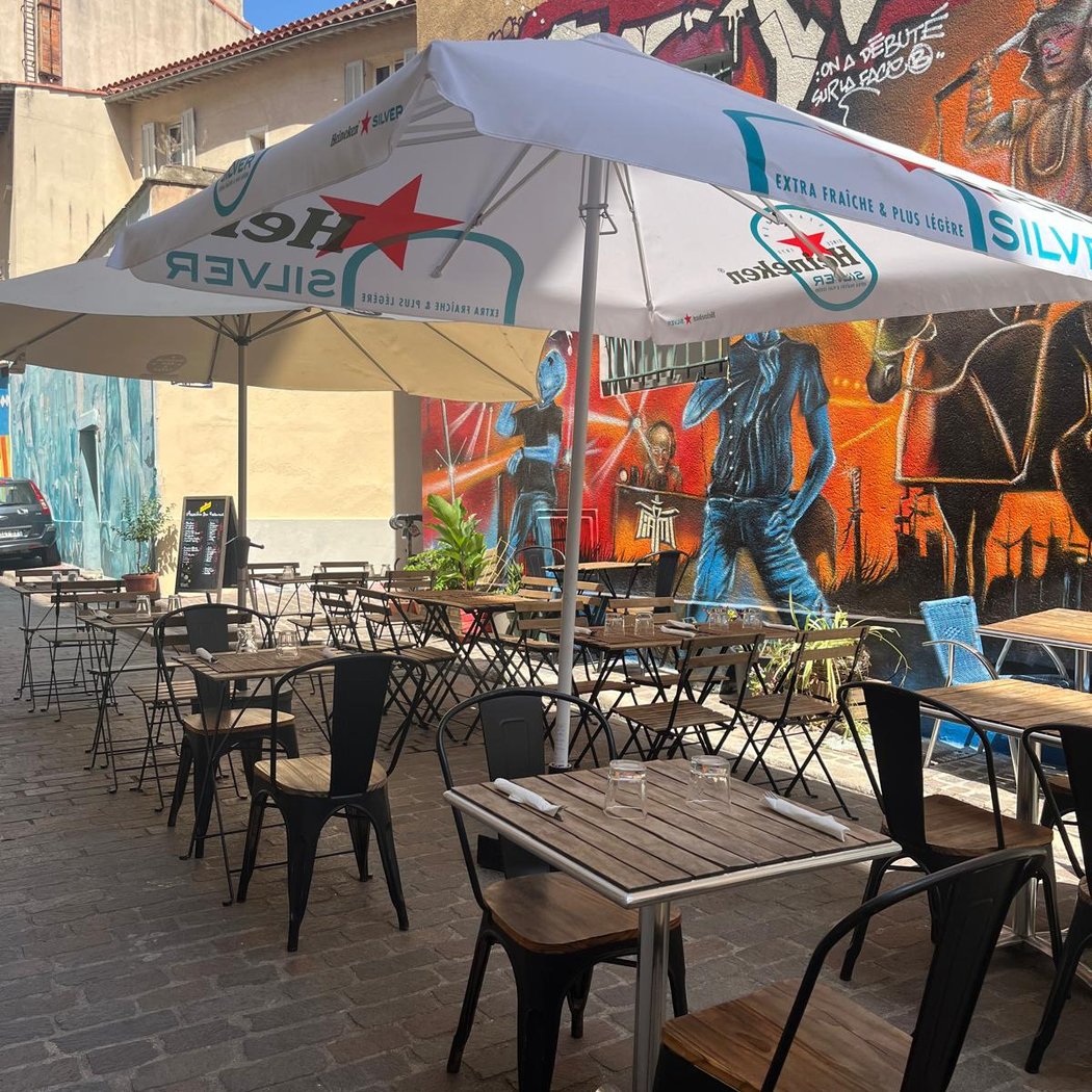 Massilia Bar Restaurant 2