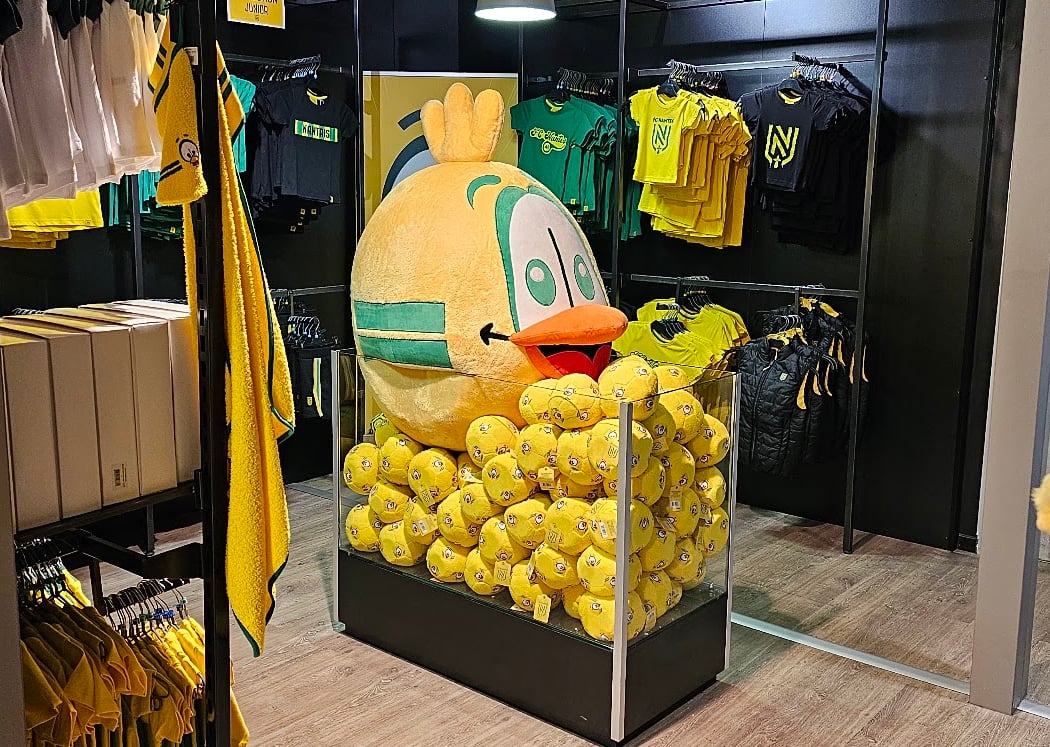 FC Nantes Official Store La Beaujoire 2