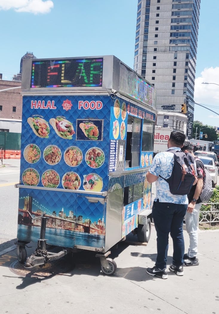 Noor Halal Food 3