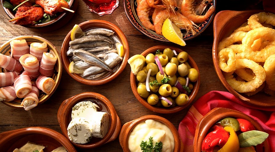 Tapas, Tapas! Kleine Appetithäppchen ganz groß!