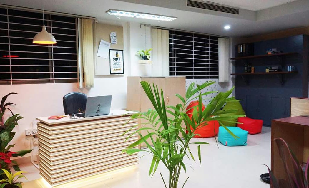 Common Desk 3