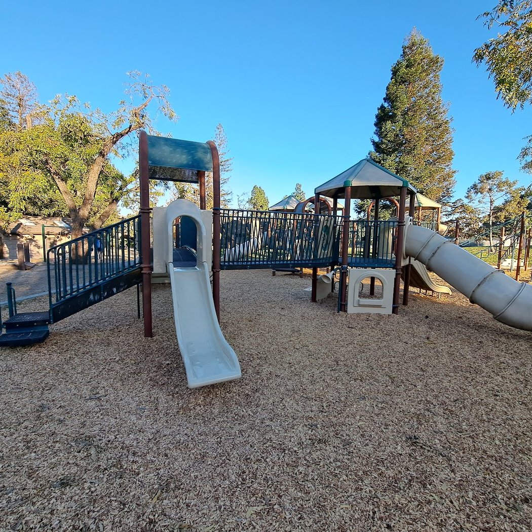 Cupertino Memorial children's playground 3