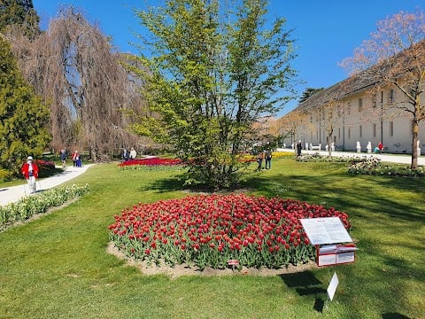 Parc de l'Indépendance 3