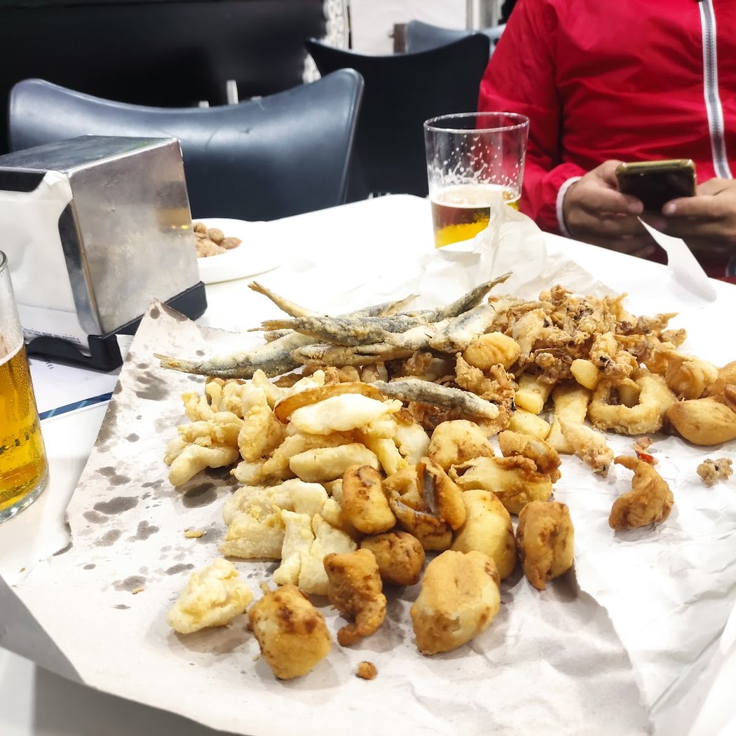 Cervecería Freiduría Mara 3