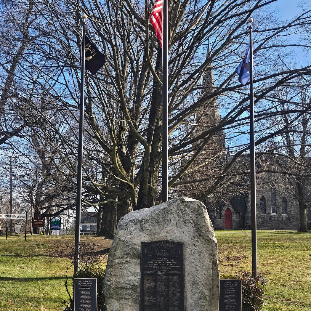 Veterans Monument 2