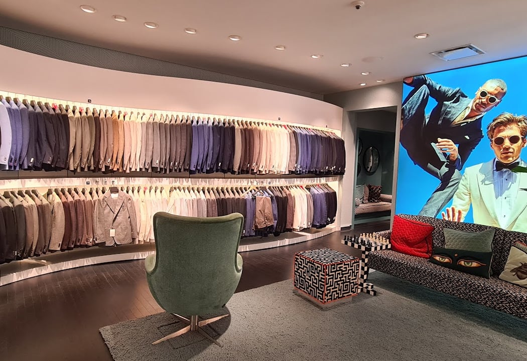Suitsupply Paris 1