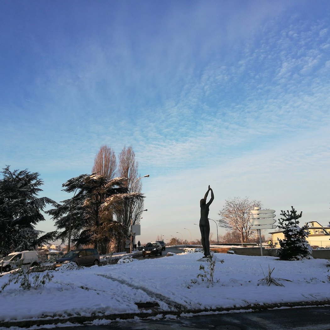 Statue La cueillette 3