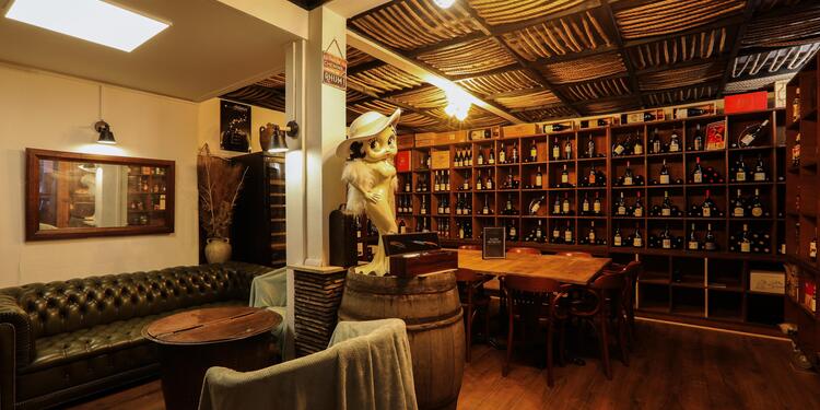 Le 12 Lounge 2