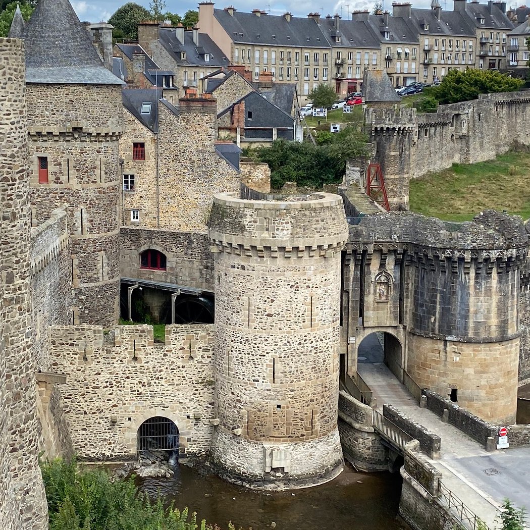 Château de Fougères 3