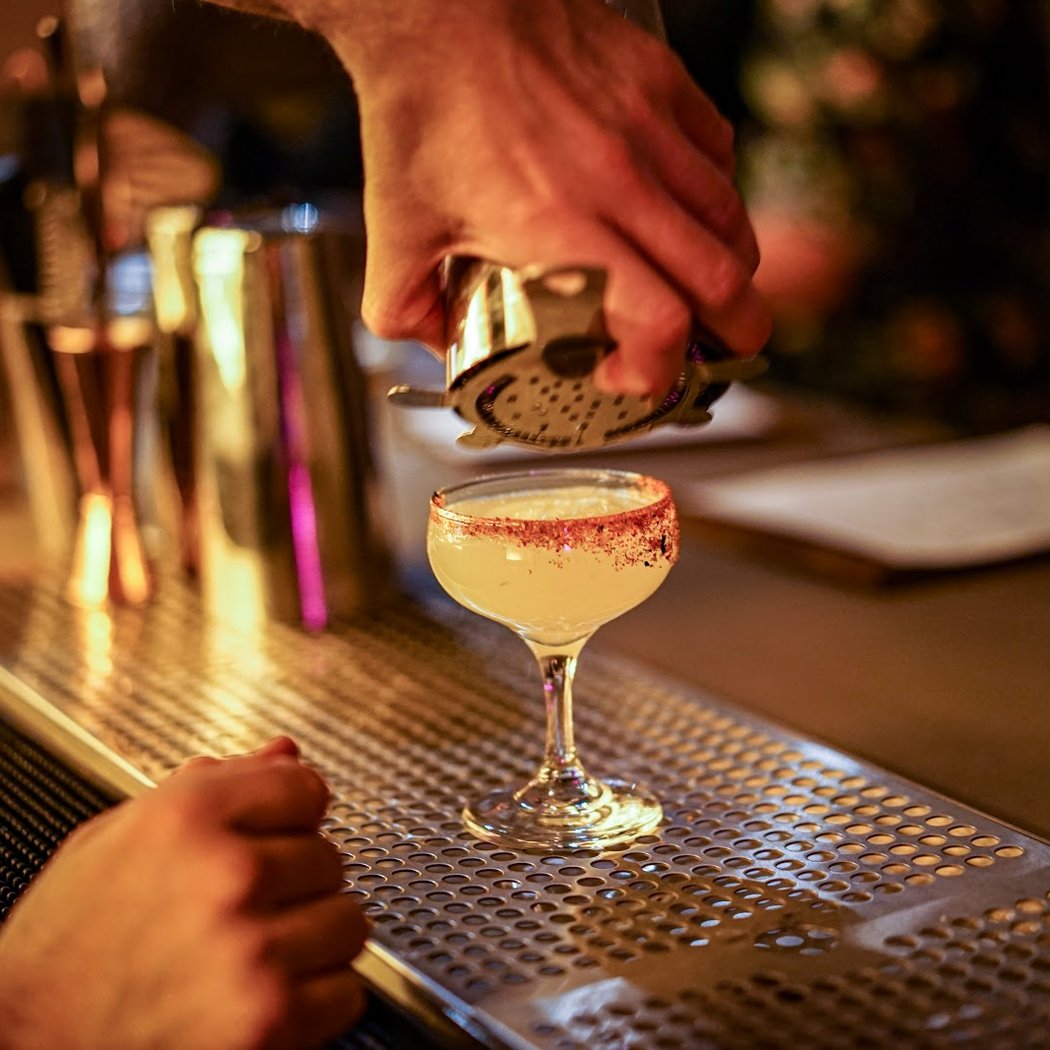 Ama Raw Bar 1
