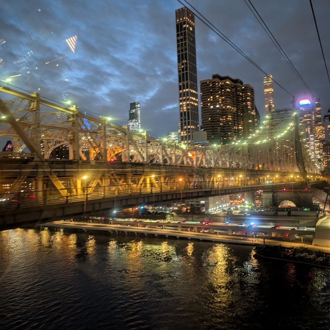 Roosevelt Island Tramway 5
