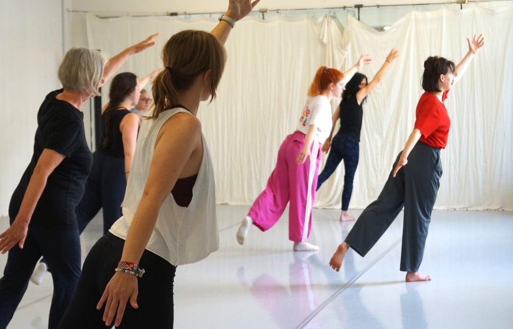 Contemporary Wednesday (Beginner/Intermediate) 1
