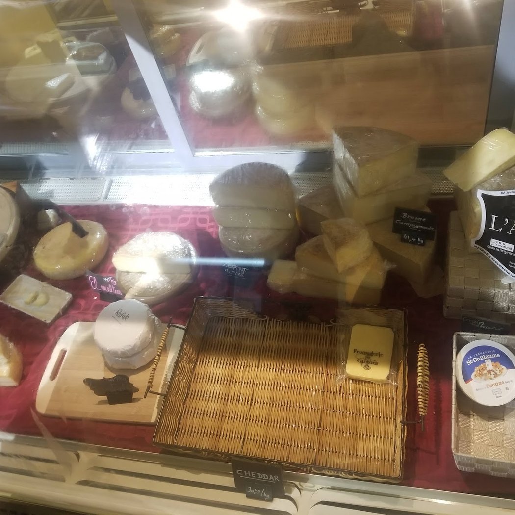 Fromagerie Des Cantons 3