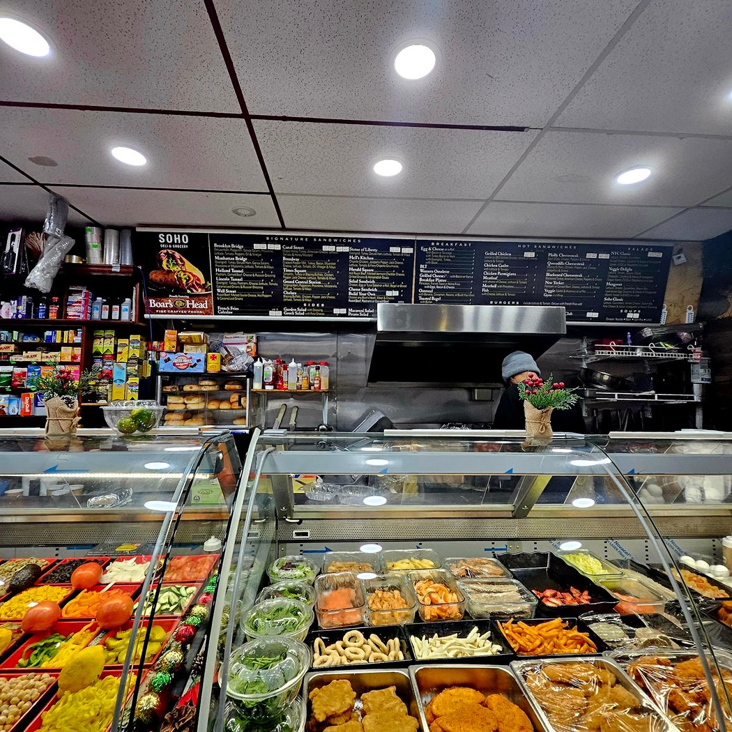 Fresh Food Super Deli 1