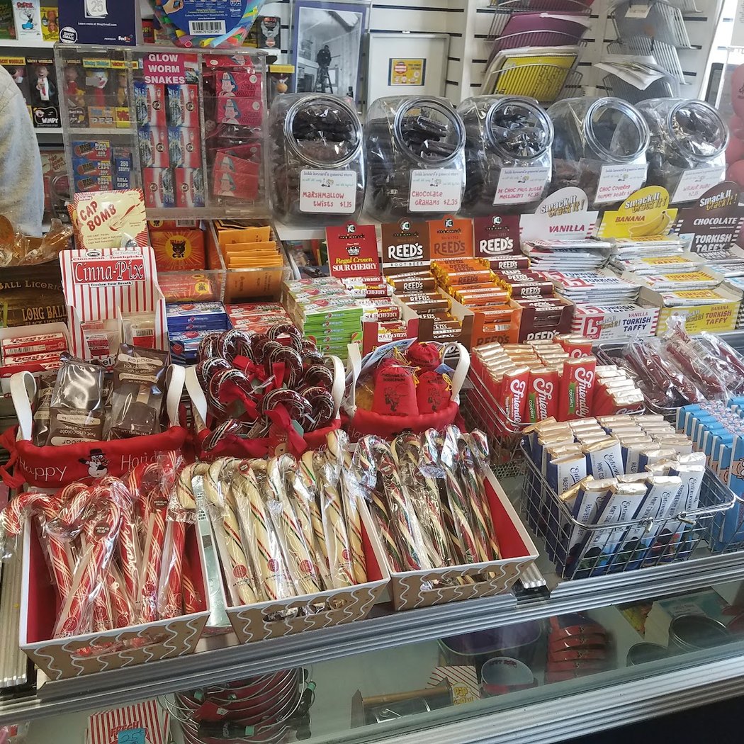 Bobb Howard's General Store & Auto Repair 1