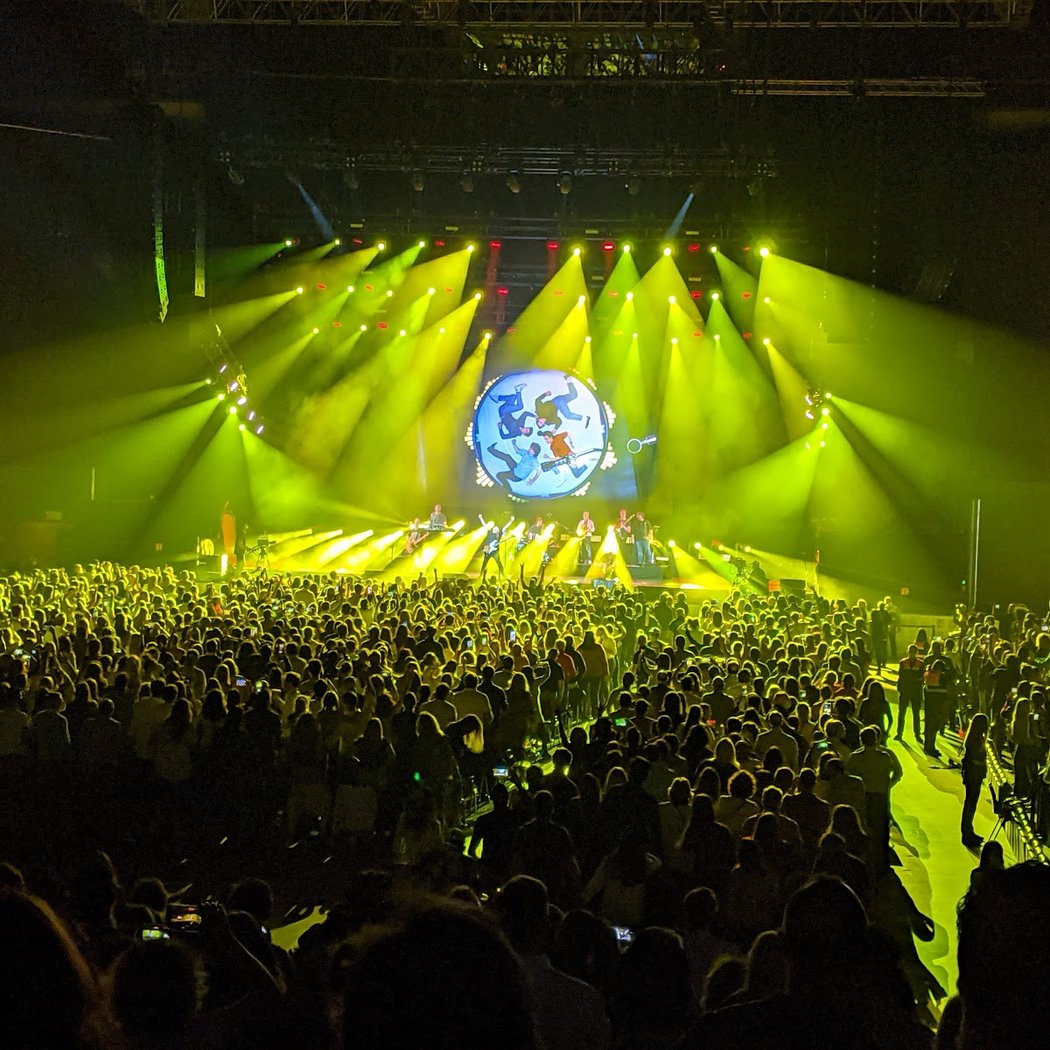 Love of Lesbian 5