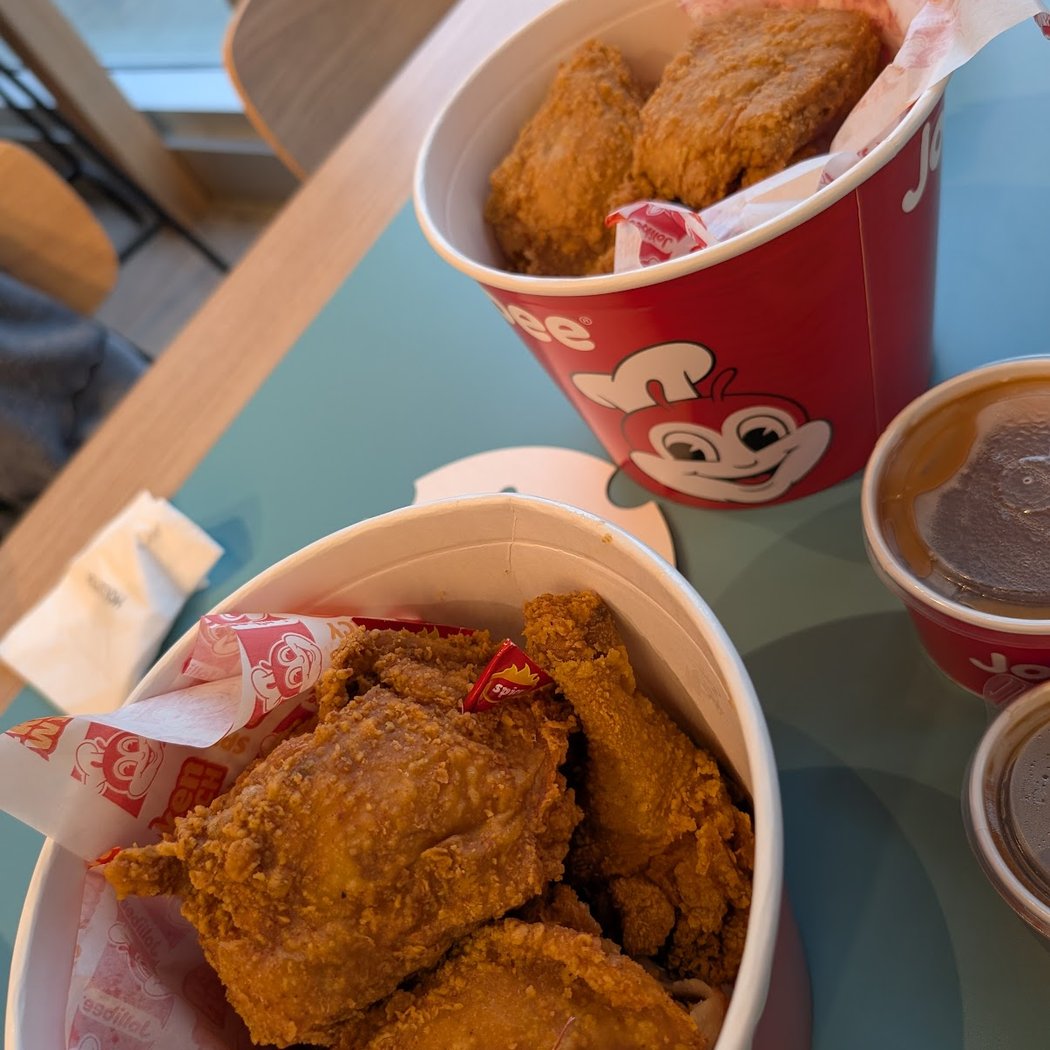Jollibee 3