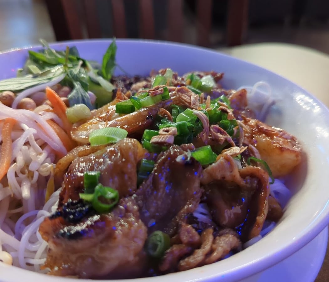 Live DJs at Phở Nation 4