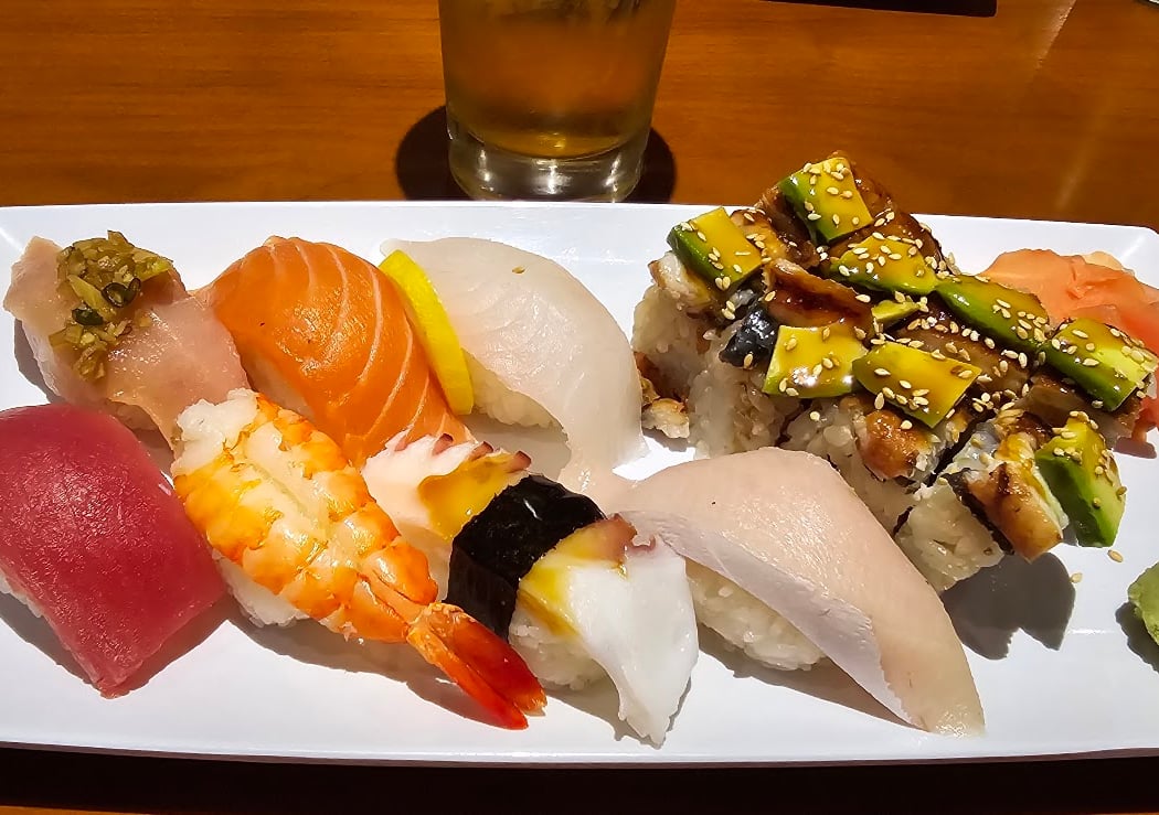 Tachi Sushi Bar 1
