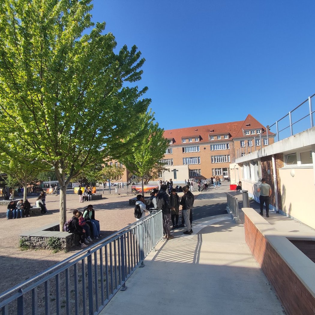 Ecole Primaire, Collège, Lycée Saint-Gabriel De Bagneux 2