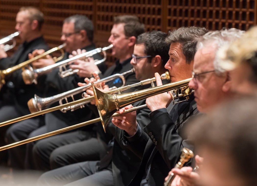 Holiday: Brass 2