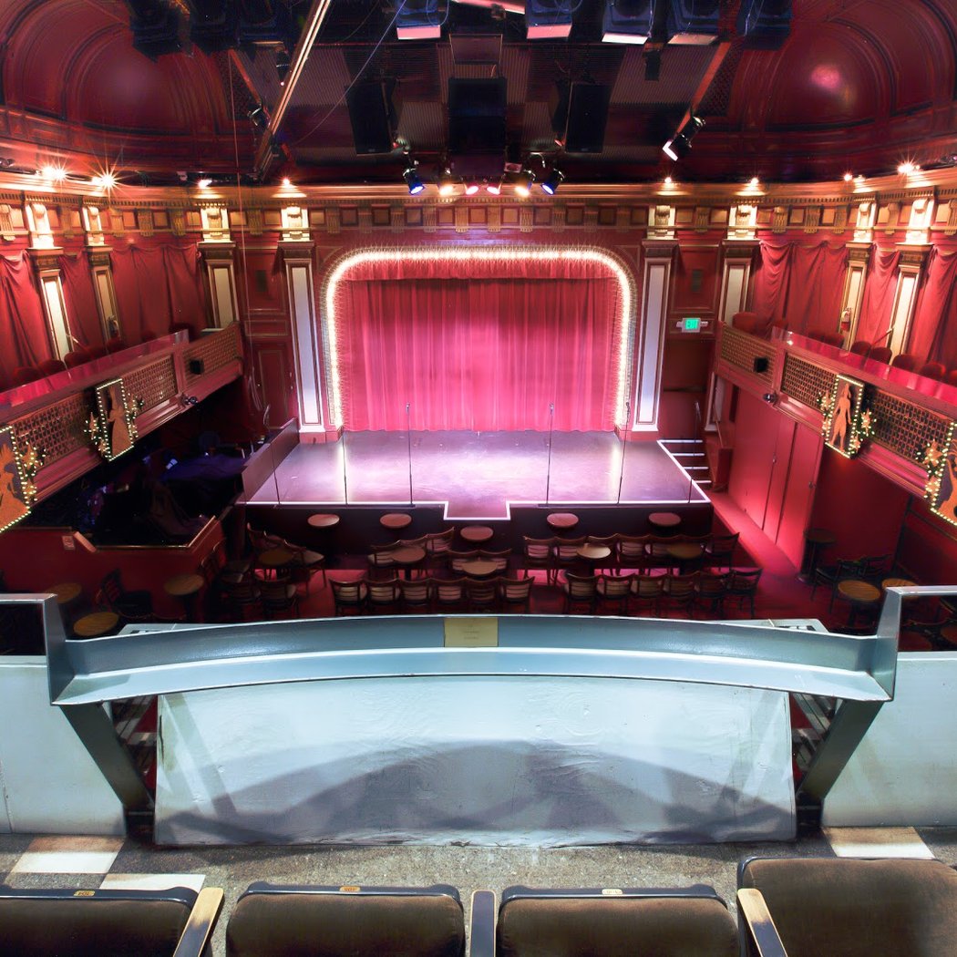 Beach Blanket Babylon 2