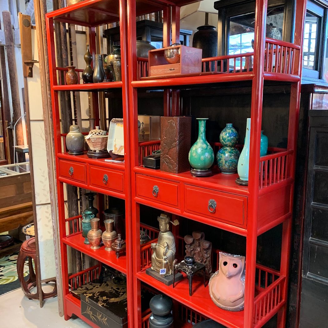 Guillermina Oriental Arts & Antiques 1