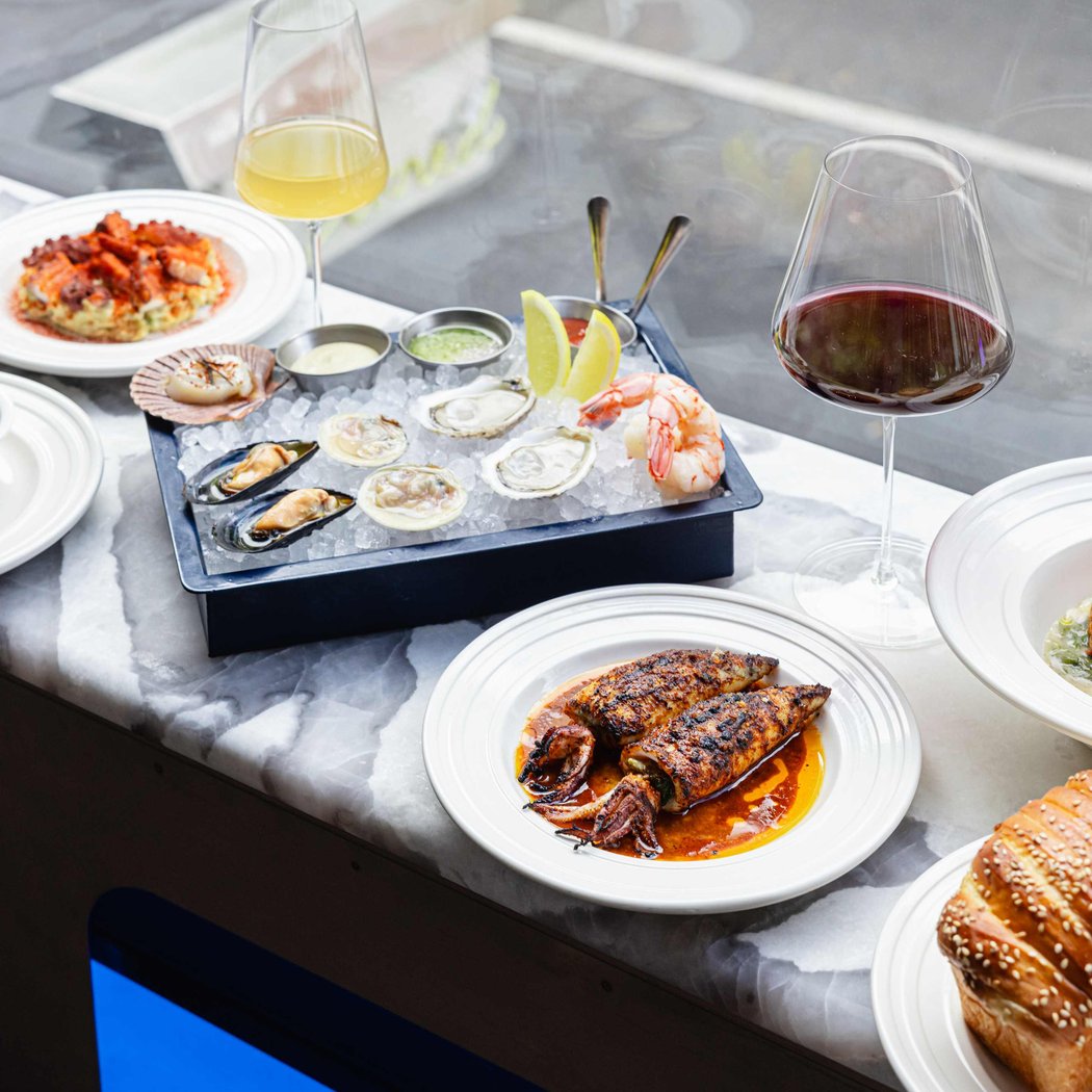 Vin Sur Vingt Wine Bar - East Village 1