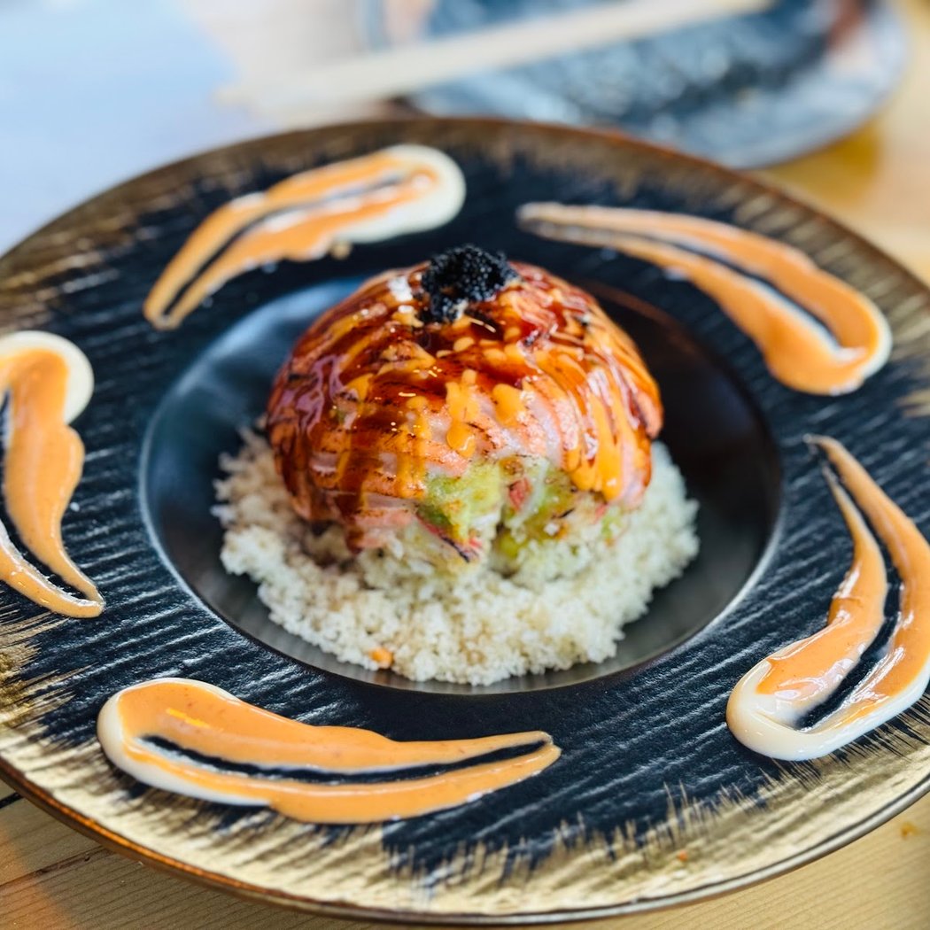 Happy Hour at HEI Tiki
