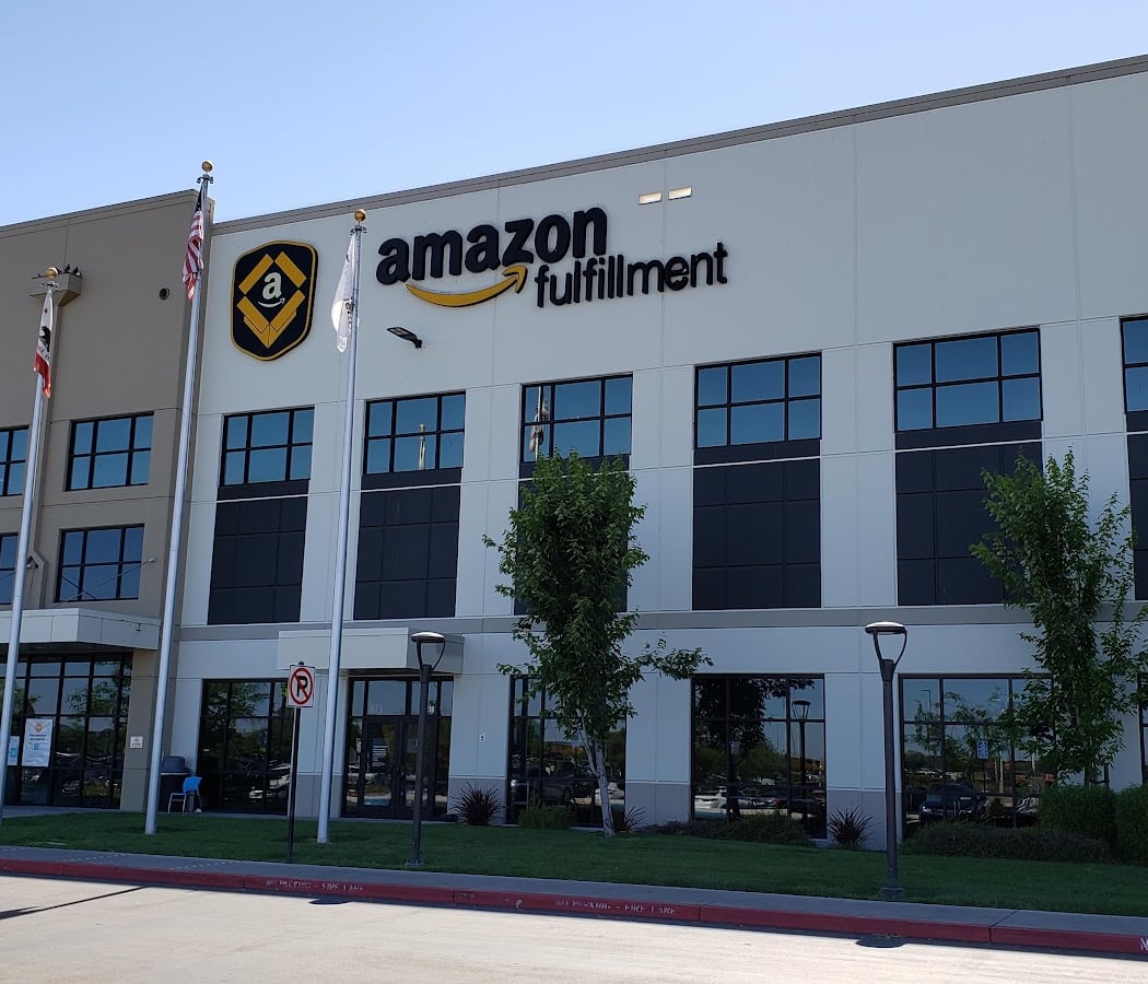 Amazon OAK4 Fulfillment Center 2