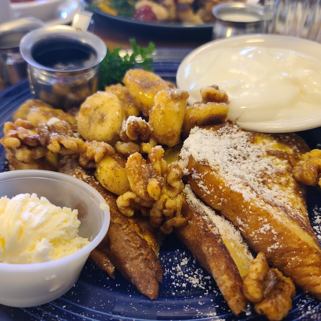 The Walnut Avenue Cafe 1