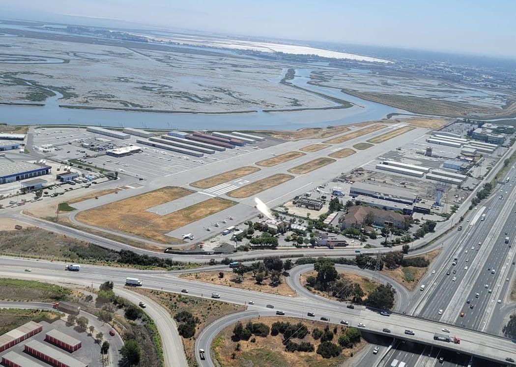 Airport Runway Run 2