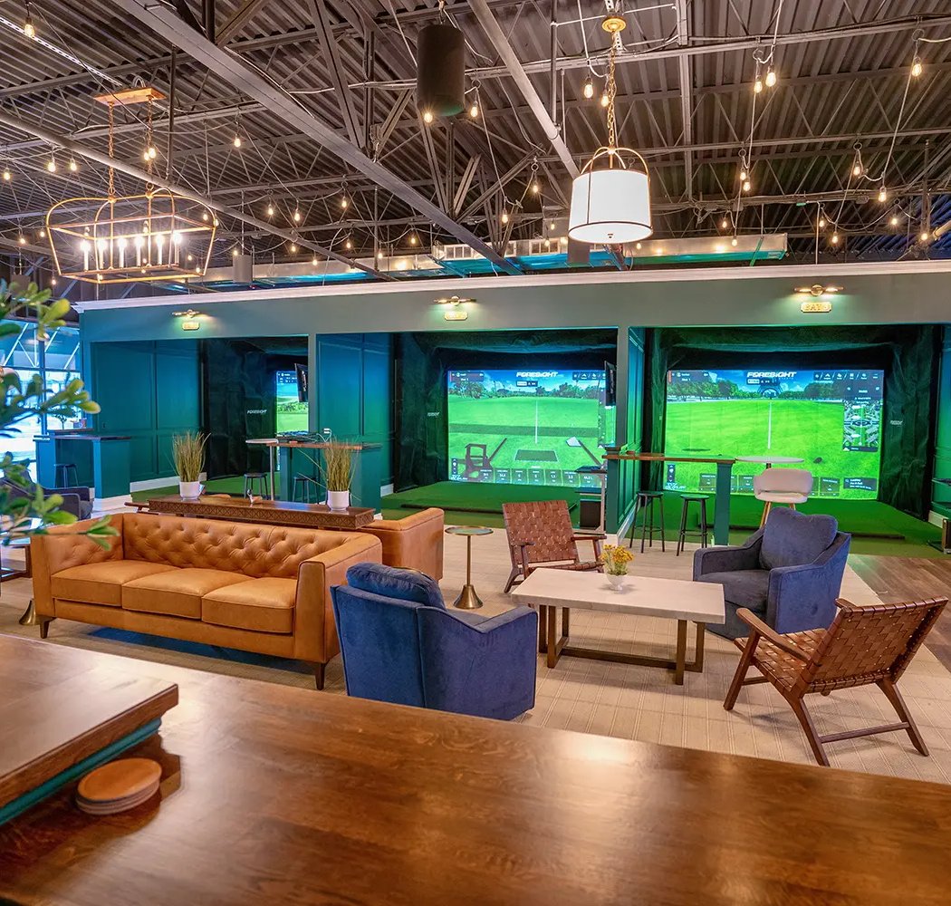 The Willows Golf Lounge 1