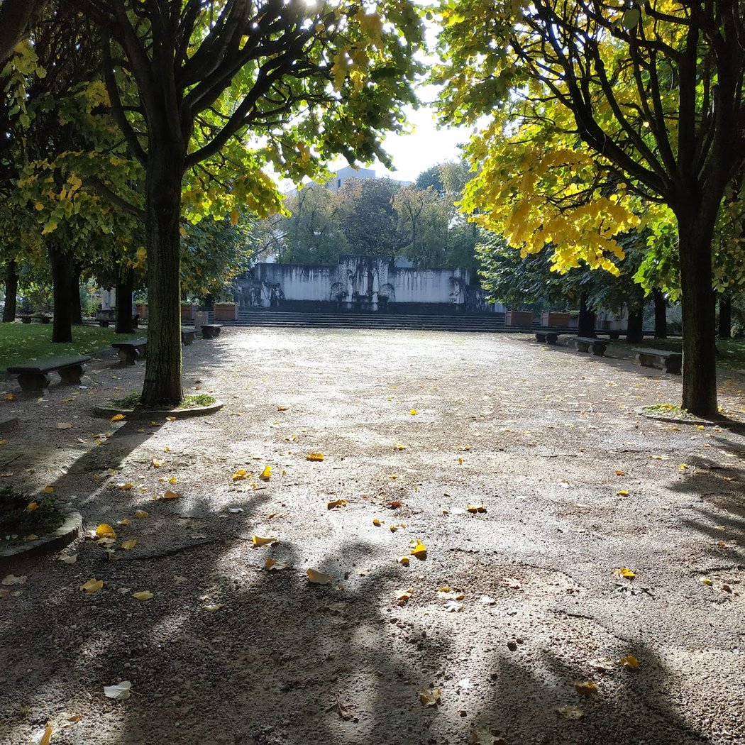 Jardin du Monument aux Mères Françaises 1