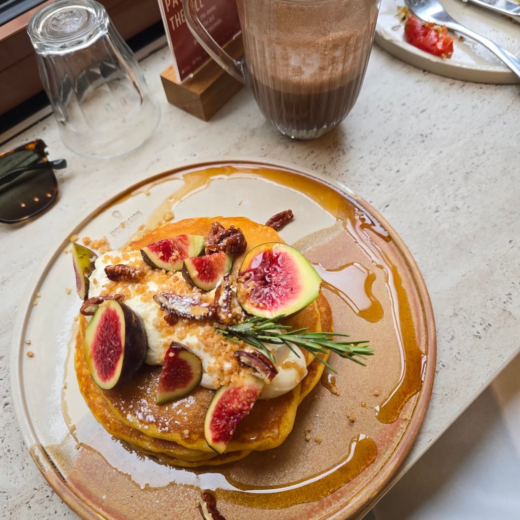 Immersion Montmartre - Everyday Brunch & Coffee 1