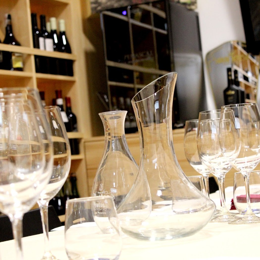 Wine and Liquor 1