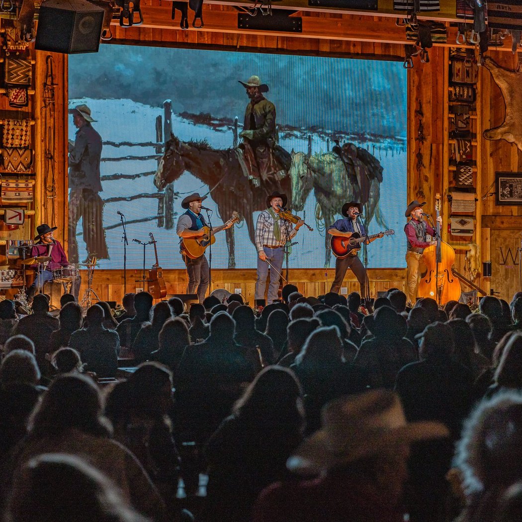 The Famous Flying W Chuckwagon Dinner Show 2