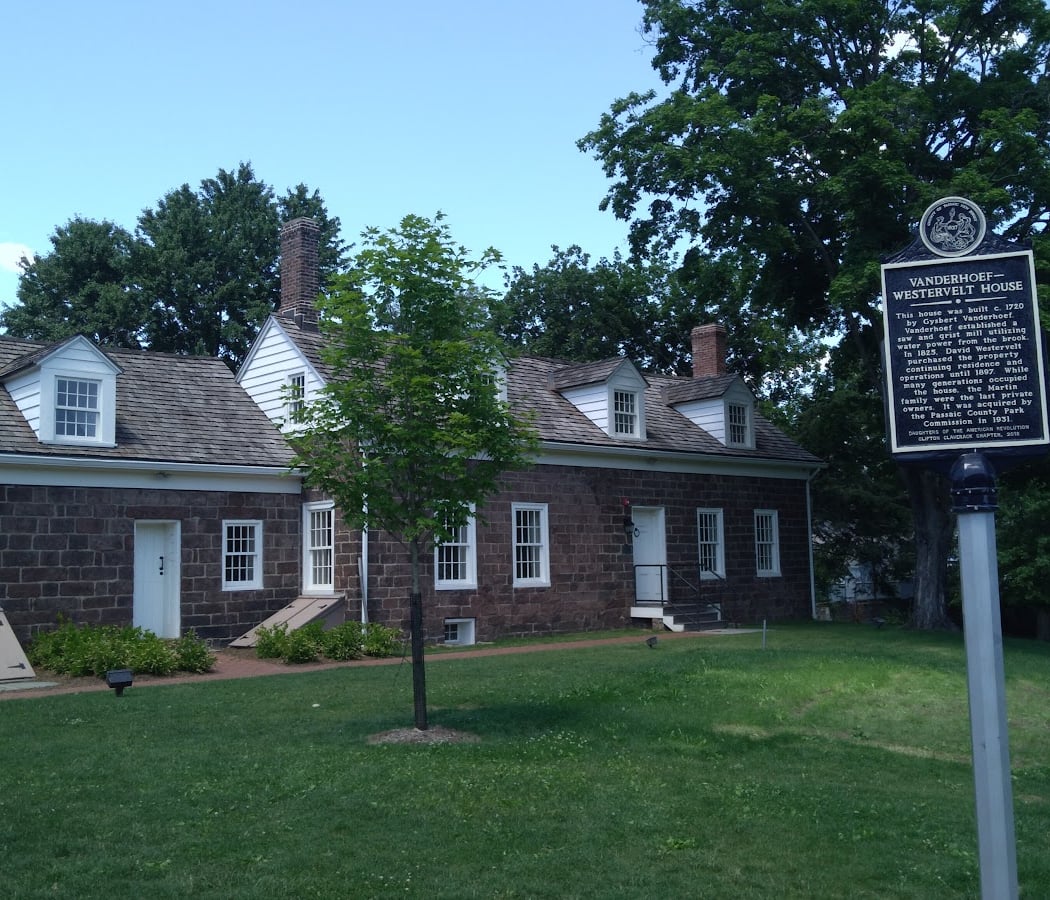 Vanderhoef-Westervelt House 3