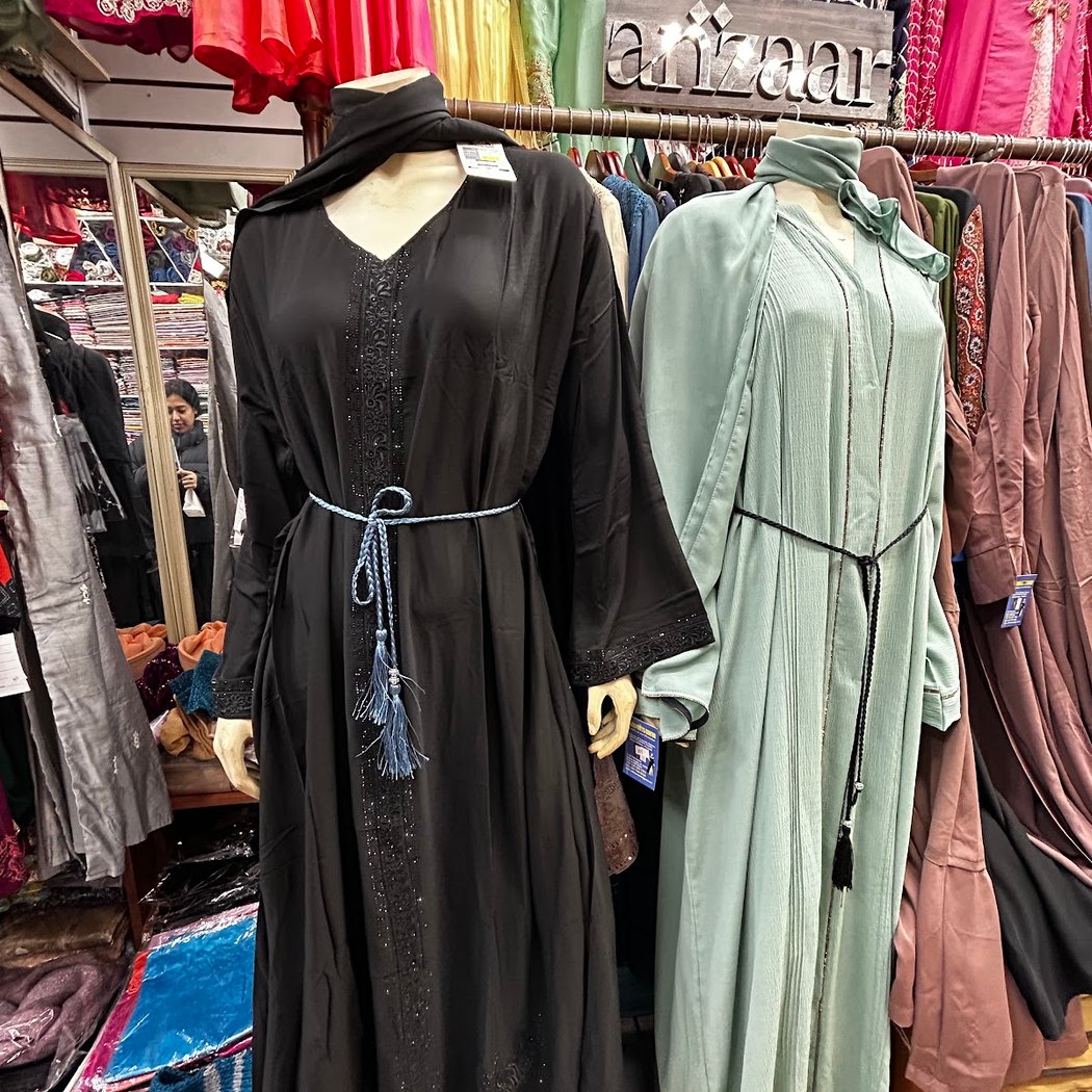 Makka Gifts Center 1