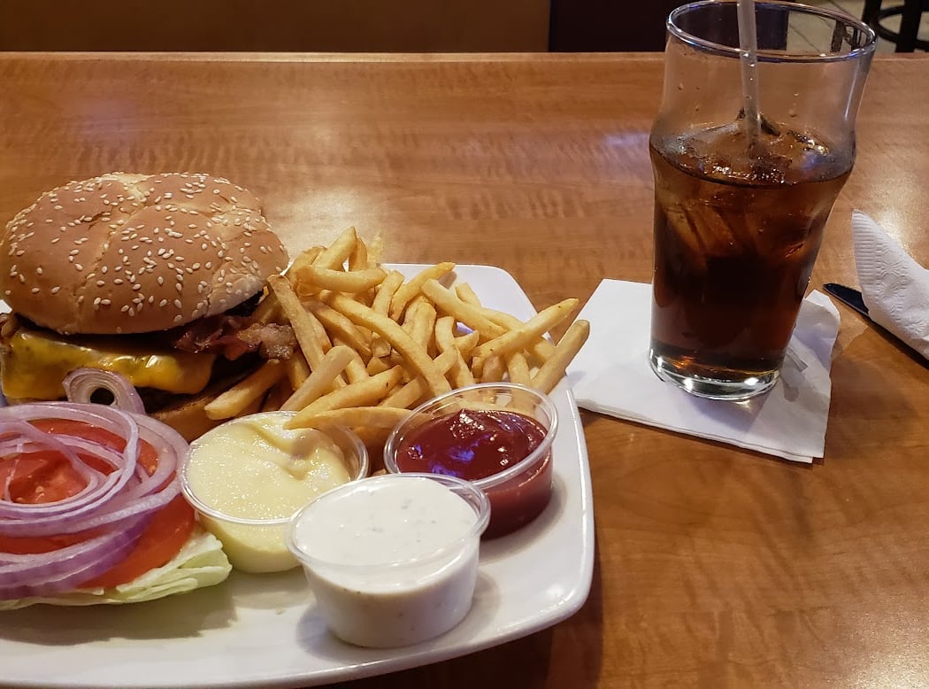 The Station Pub & Grill 3