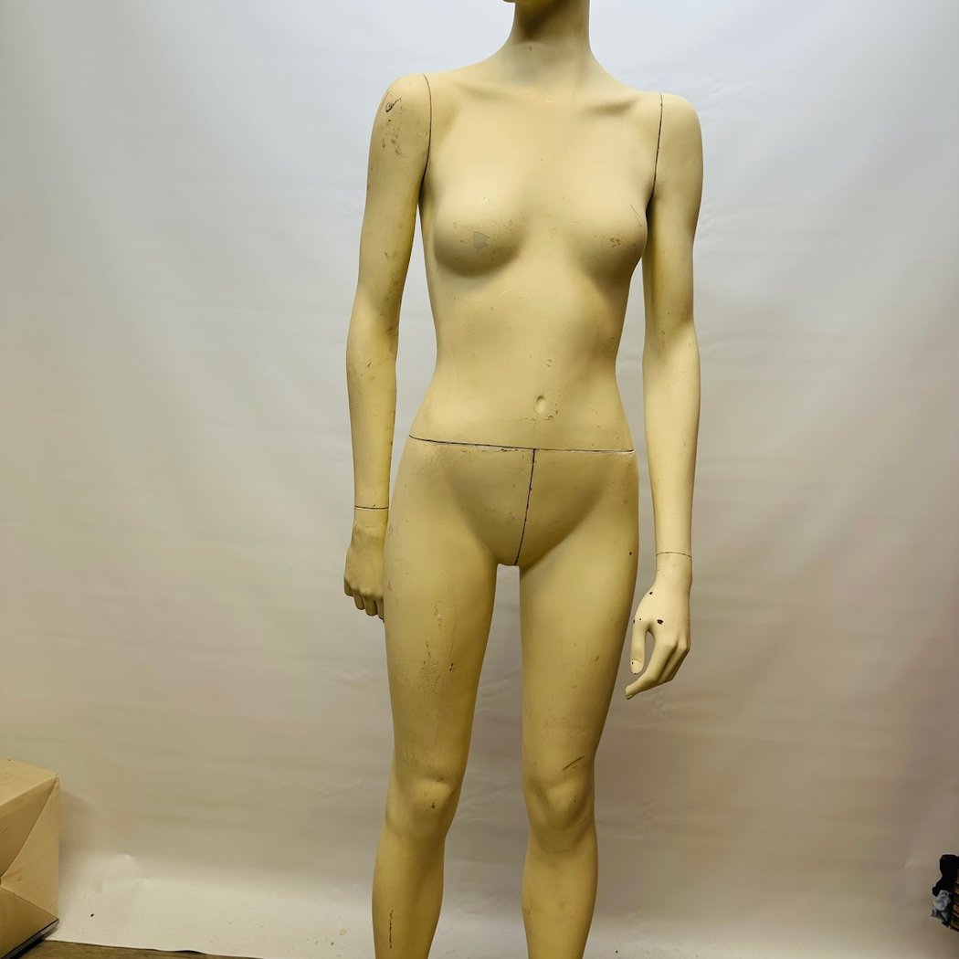 Mannequin Madness 3