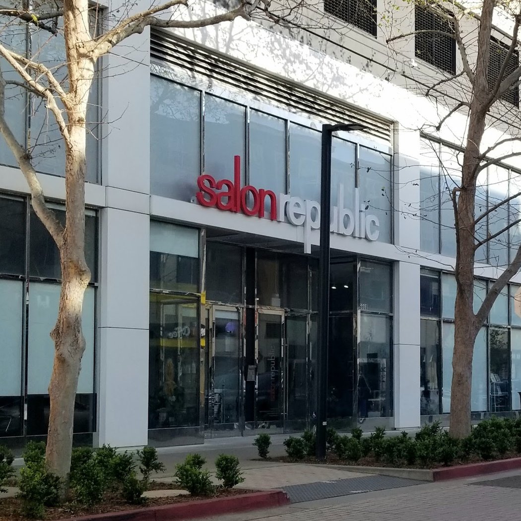 Salon Republic Emeryville 3