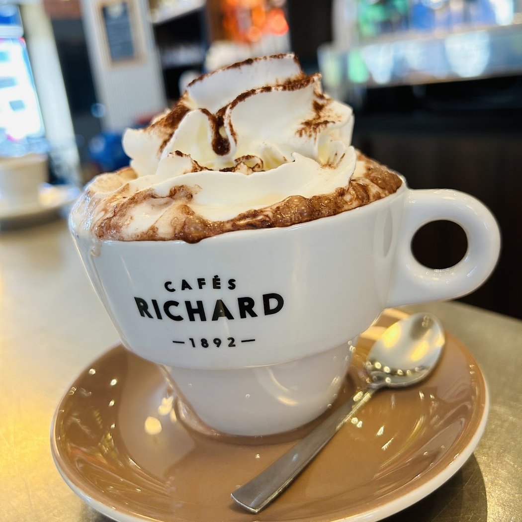 Café Rond Point 1