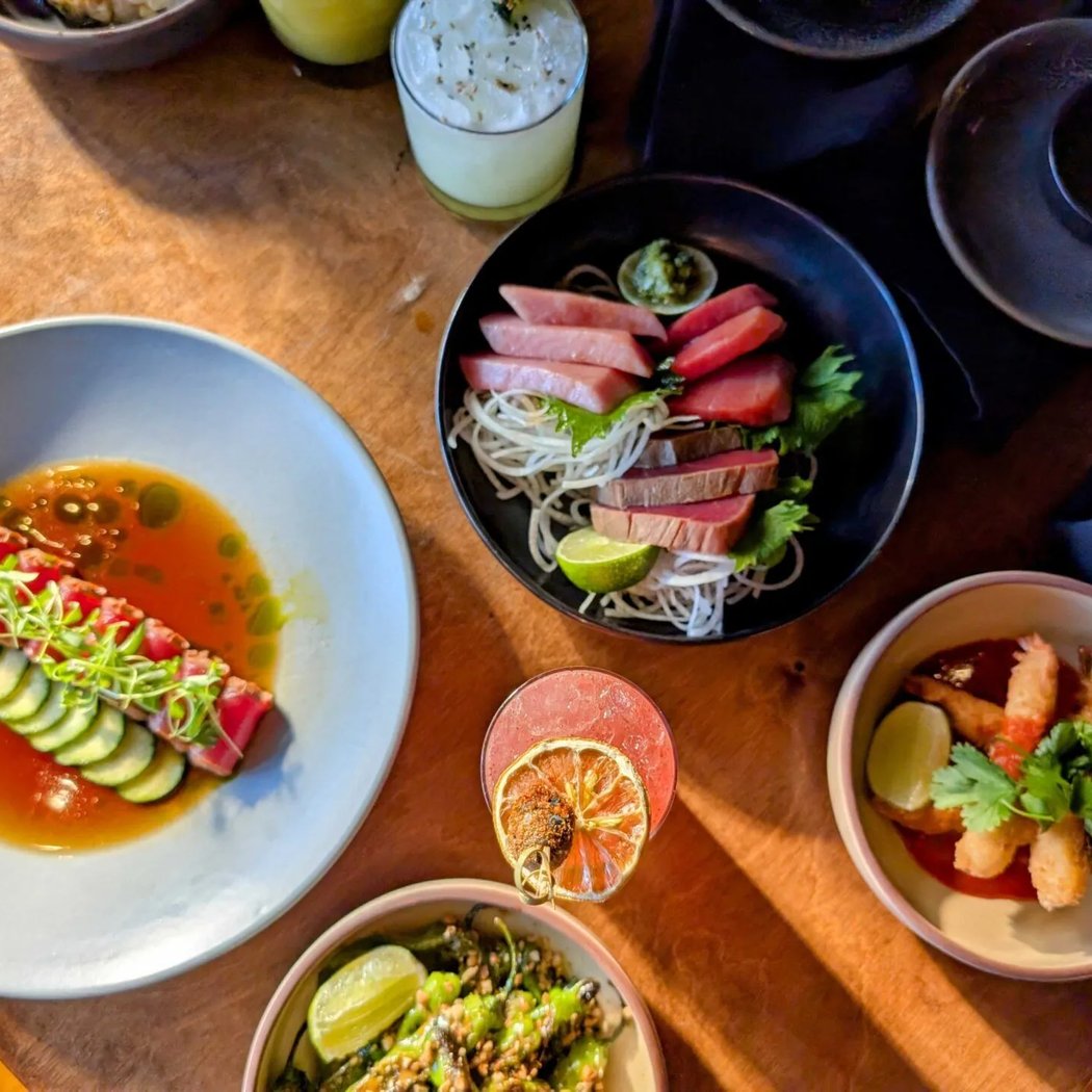 OBON Sushi Bar Ramen 1