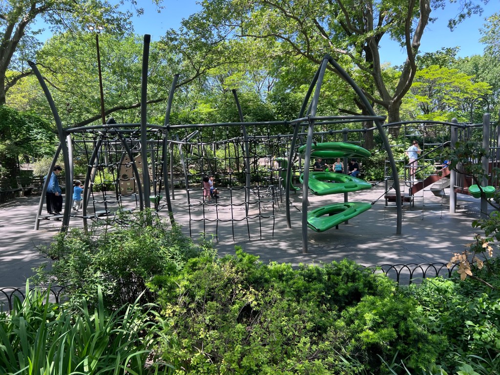 Neufeld (Elephant) Playground 3