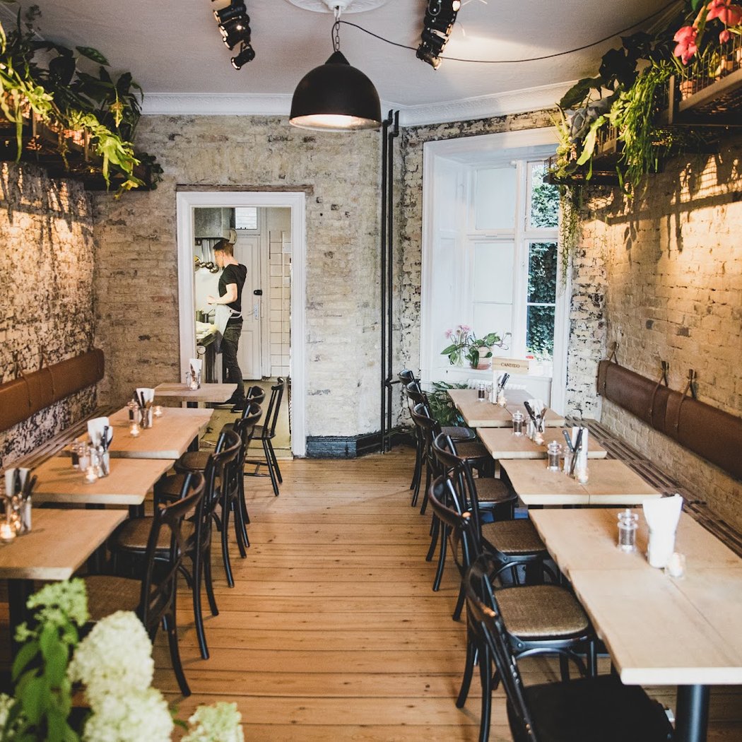 Ø12 Coffee & Eatery 2