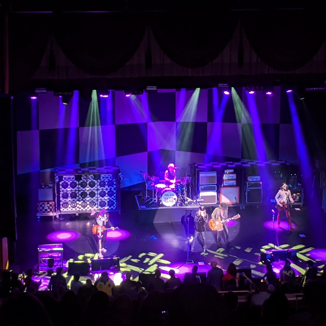 Warner Theatre 4
